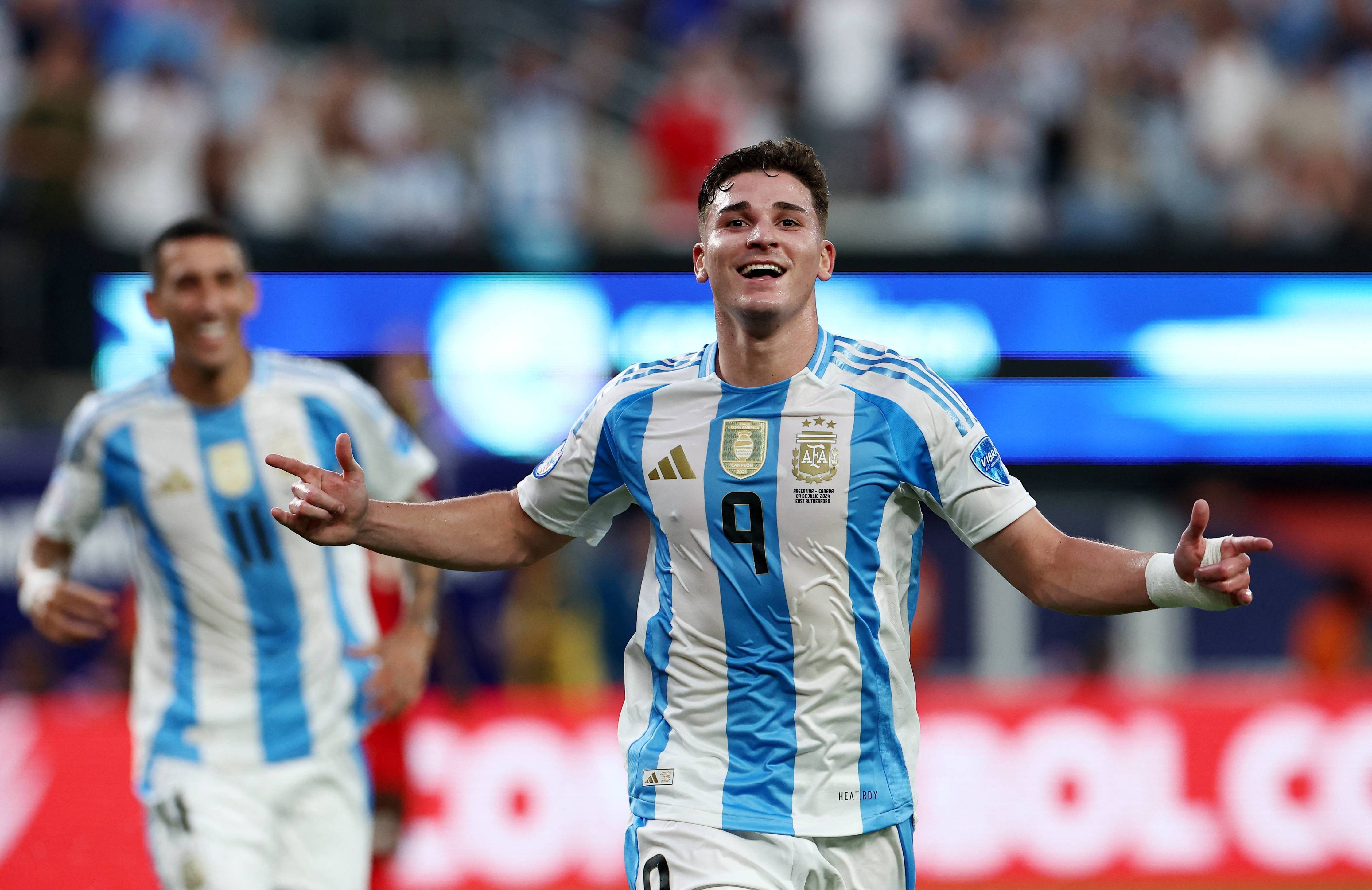 关于梅西迎来三赛季出色发挥，西班牙队观众热烈欢呼！上演精彩一战的信息-爱游戏导航中心